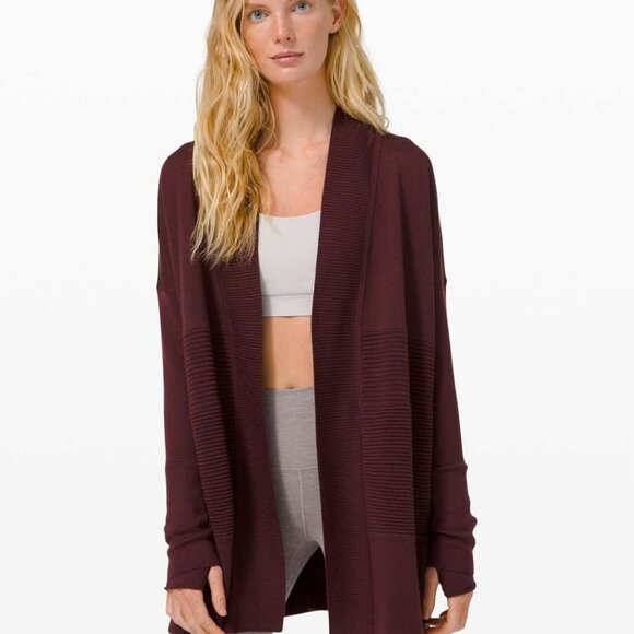 Lululemon Sit In Lotus Wrap II Style Number: W4ANWS Burgundy,Cassis Size 6 - Picture 4 of 15